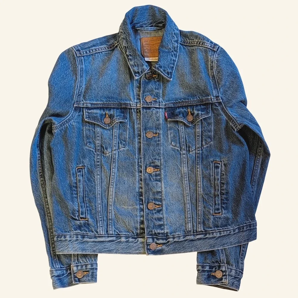 Levi's Premium Trucker Jean Jacket Women's M Medium Wash Blue Denim Cropped‎